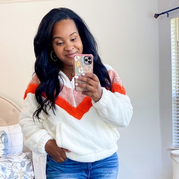 Judith March Tops - Chevron fleece pullover